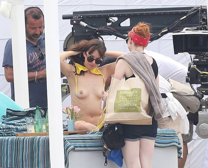 Dakota johnson topless filming fifty shades darker
