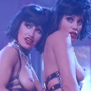 Elizabeth Berkley And Gina Gershon Nude Scene In Showgirls Movie