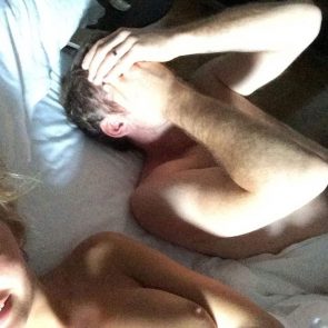 Lara Bingle nude leaked selfie