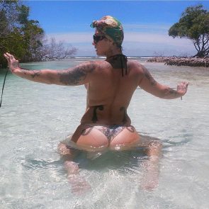 Danielle Colby nude ass
